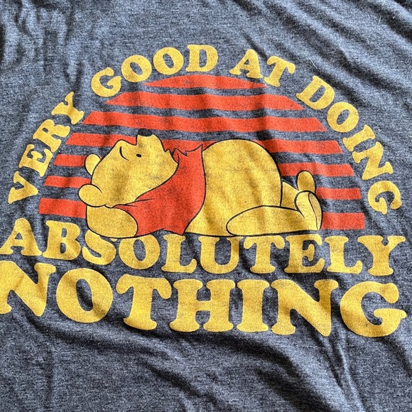 Walt Disney Tops - Gray Winnie the Pooh Graphic Tee